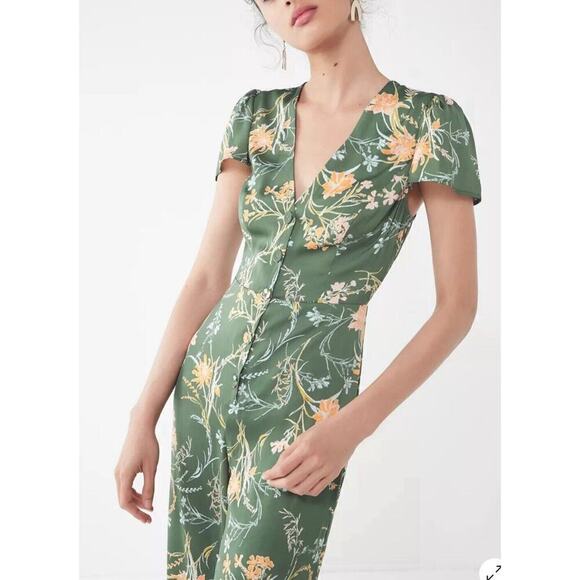 UO Urban Outfitters Matilda Floral Button-Up V-Neck Jumpsuit Size Small - Picture 4 of 13